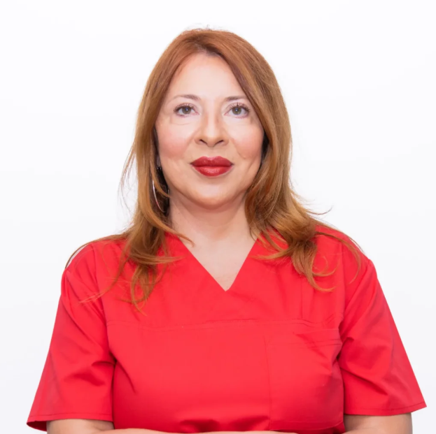 Dr.  Roxana Dragu
