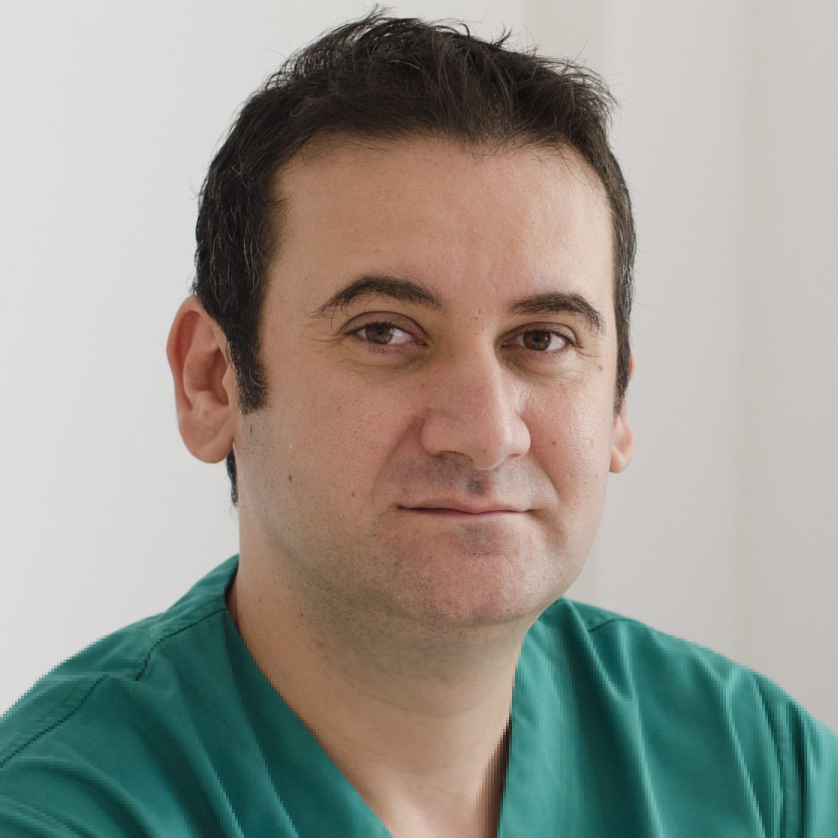 Dr. Bucur Razvan