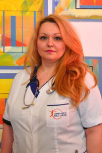 Dr.  Roxana Mateescu 