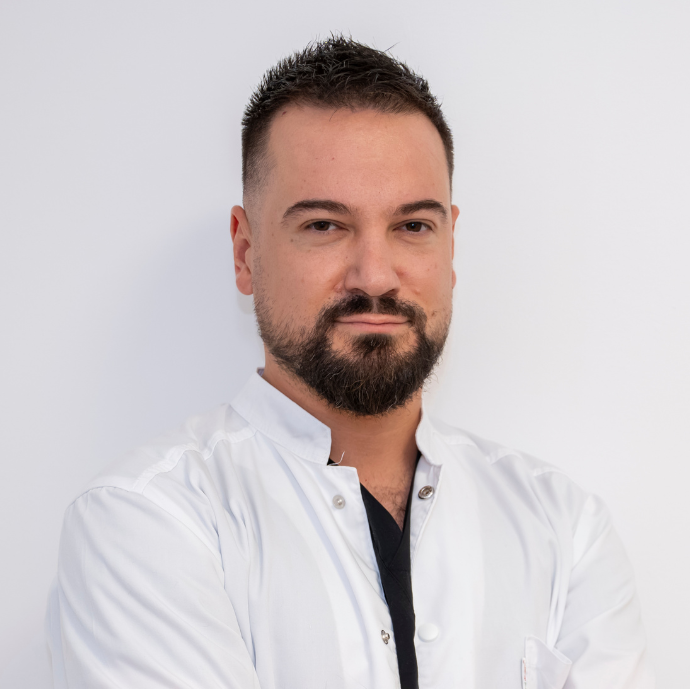 Dr. Vlad Andrei Octavian