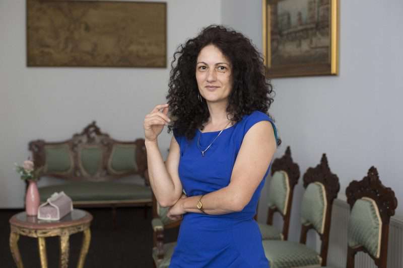 Dr. Carmen Ionescu