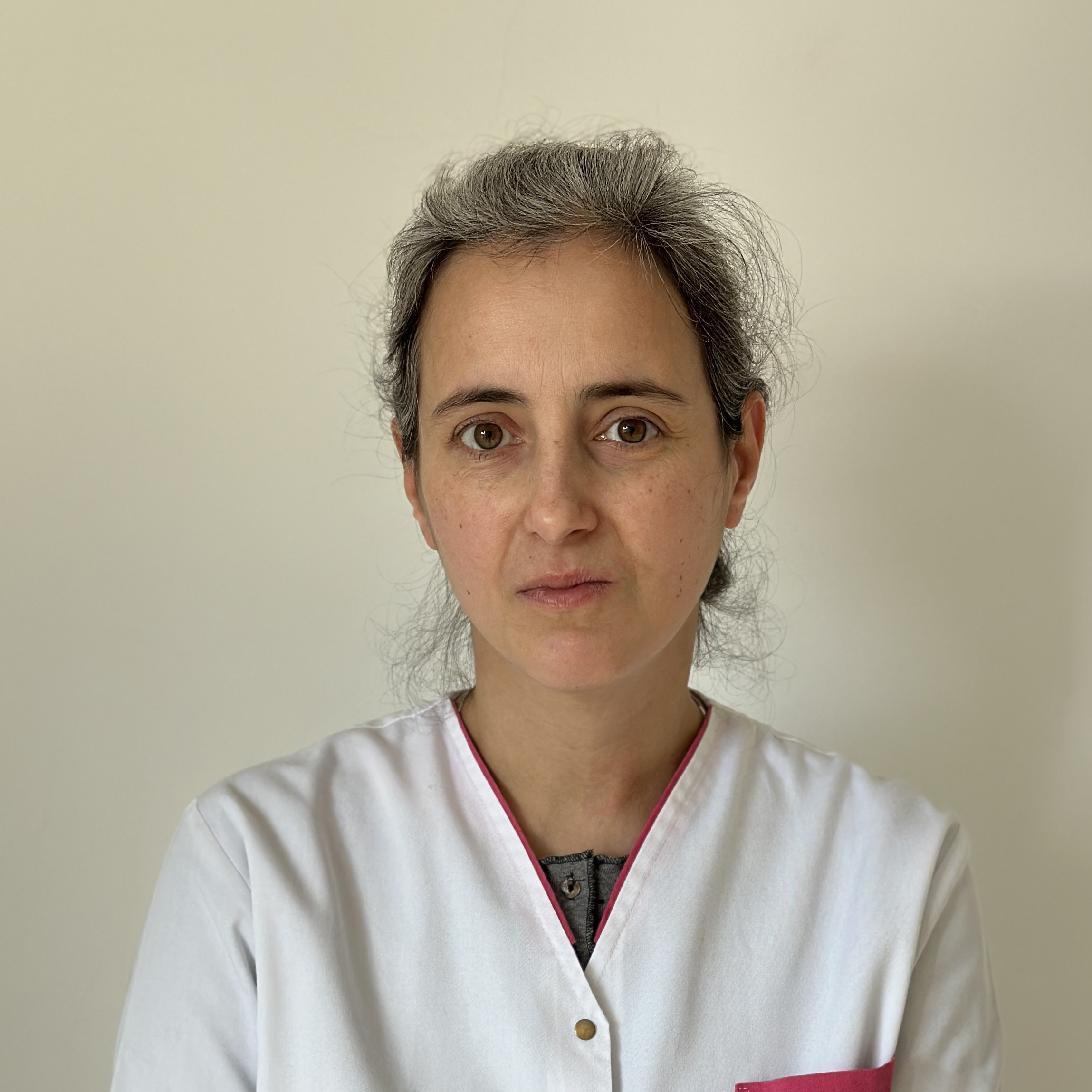 Dr. Marinescu Ana