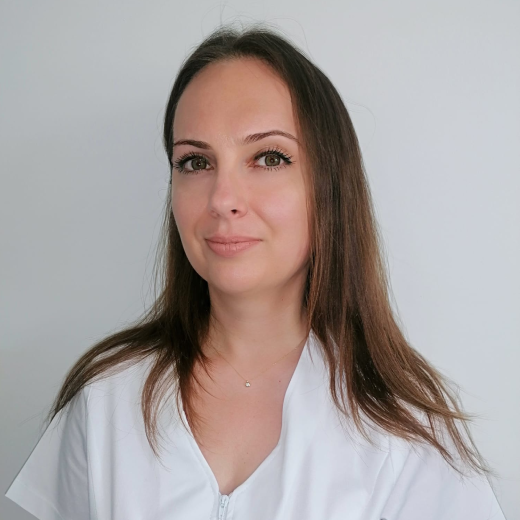 Dr. Costea Alina Emanuela