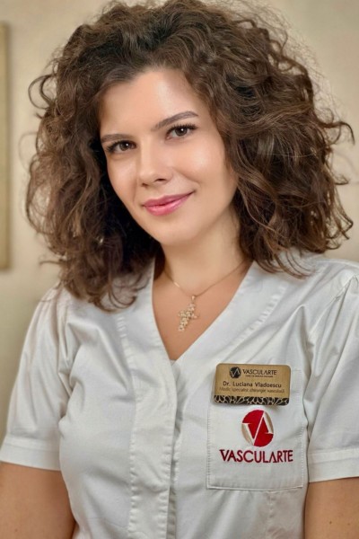 Dr. Vladoescu Lucia