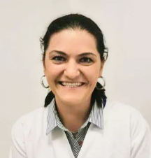Dr. Adriana Vecerdea